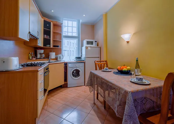 罗密欧家庭式公寓酒店 * 塔林